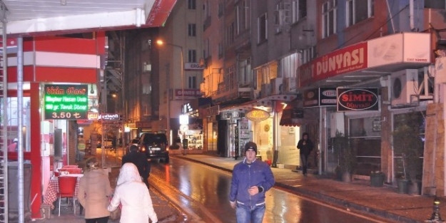 Balıkesir’de Kar Yeniden Başladı