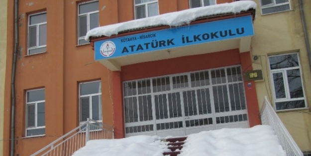 Hisarcık’ta Taşımalı Eğitime Bir Günlük Kar Tatili