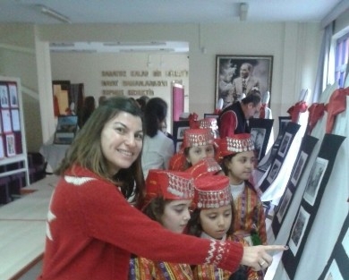 Kurtuluş Günü’nde Kendi Yazdıkları Şiirleri Okudular