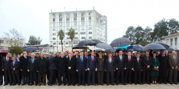 Yağmurda Kurtuluş Coşkusu