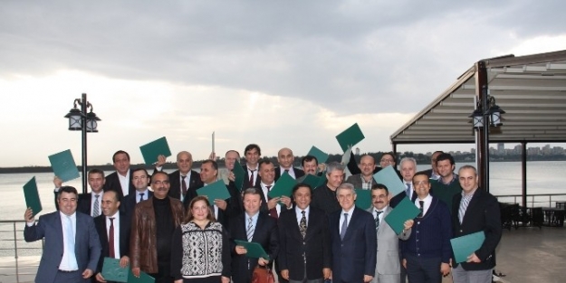 Bağımsız Denetçilere Sertifikaları Verildi