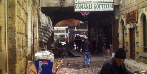 Bayburt Erzurum Karayolu Ulaşıma Kapandı