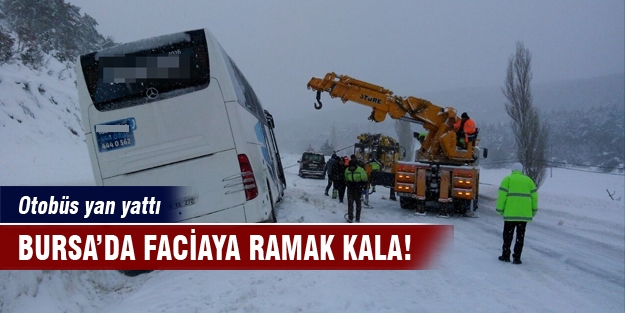 Bursa'da yolcu otobüsü yan yattı!
