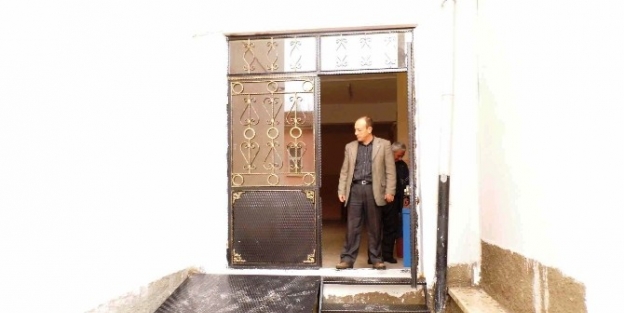 Okula Engelli Rampası