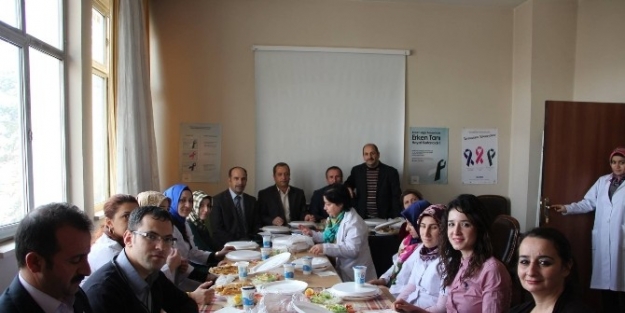 Toplum Sağlık Merkezinde Buruk Veda Yemeği