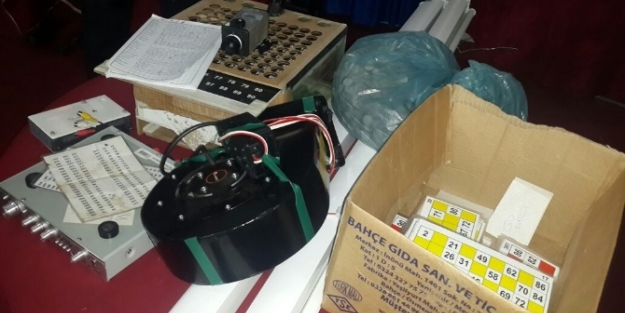 Polis bile bıktı onlar bıkmadı