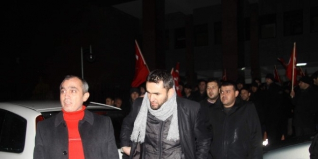 Yasa Dışı Dinleme Operasyonunda 18 Kişi Serbest Bırakıldı