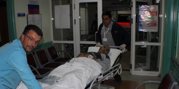 Sivas’ta Ambulans Kelkit Çayina Uçtu: 4 Yaralı