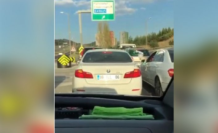 Düğün konvoyunda ambulansa yol vermeyen 10 sürücüye  para cezası!