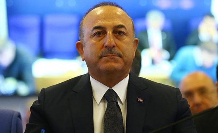 Dışişleri Bakanı Çavuşoğlu, Sırp ve Kosovalı mevkidaşlarıyla telefonda görüştü