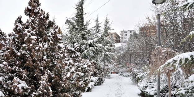 Keçiören Kar İle Bir Başka Güzel