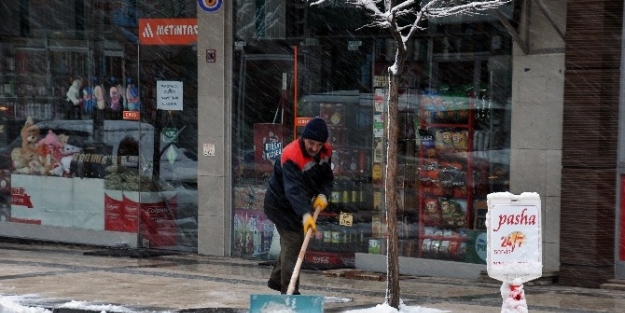 Gümüşhane’de Yoğun Kar Yağışı