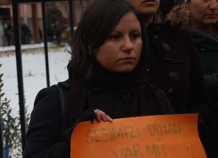 Yeni Yılın İlk Eylemini Yapan Des, Atanamayan Öğretmenlerin Sesi Oldu!