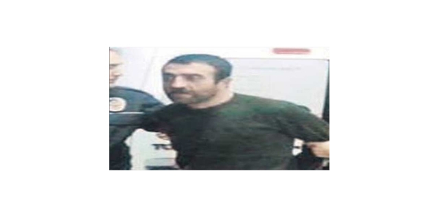 Boşandığı eşini kıskanıp katil oldu!