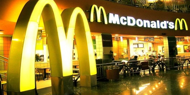 Mc Donald's da diş skandalı