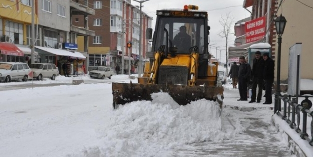 Seyitgazi Belediyesi’nin Karla Mücadele Çalişmalari