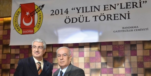 Bandırma’da ‘yılın En İyileri’ Ödül Töreni Düzenlendi