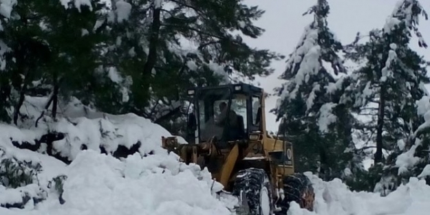 Sındırgı’da Karla Mücadele