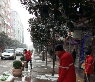 Karesi’de Kar Seferberliği