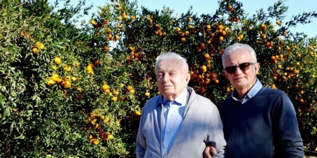 4 Bin Portakal Ağacınını Yaşatmak İçin Mücadele Ediyor