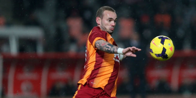 Galatasaray Sneijder konusunda sessizliğini bozdu