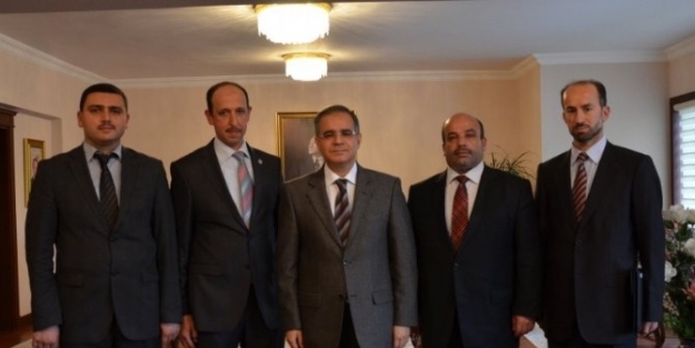 Diva-sen’den, Vali Süleyman Tapsız’a Nezaket Ziyareti