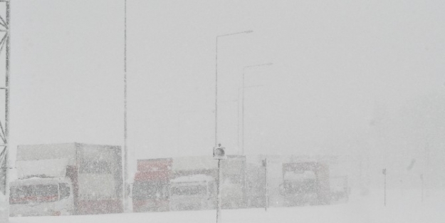 Bolu Dağı’nda Böyle Kar Yağışı Görülmedi