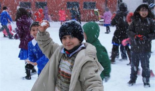 9 Ocak cuma hangi illerde okullar tatil?