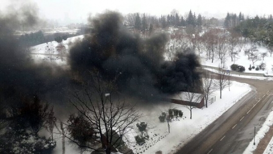 Meclis'te trafo patladı! Yangın çıktı...