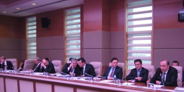 Meclis Komisyonu Yasa Tasarısını 14 Ocak’ta Görüşmeye Devam Edecek