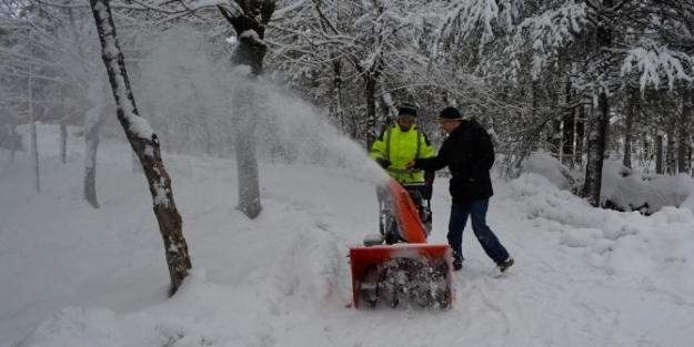 Tavşanlı Belediyesi’ne Kar Küreme Aracı Alındı