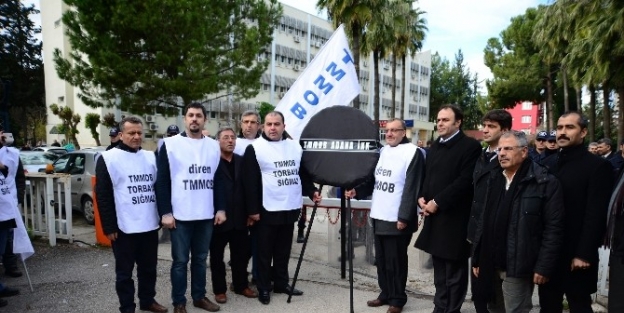 Tmmob’den Siyah Çelenk