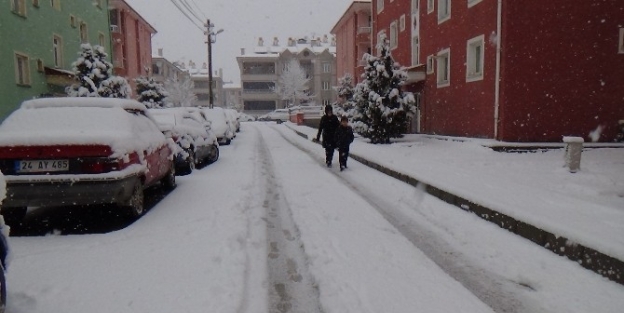 Erzincan’da Eğitime Cuma Günüde Ara Verildi