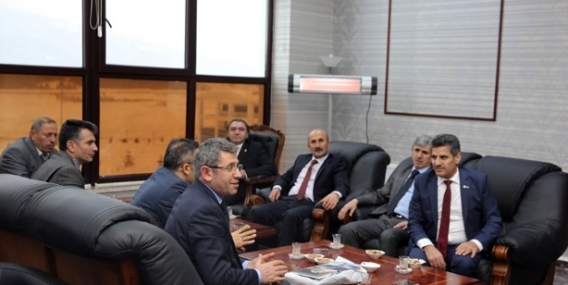 Bursa Ardahan Dernekleri Federasyonu’ndan Arü Rektörü Prof. Dr. Korkmaz’a Ziyaret