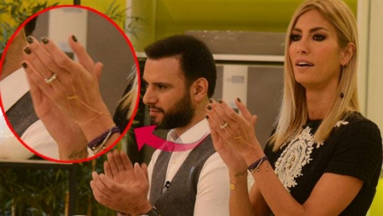 Çağla Şikel boşanmaktan vaz mı geçti?