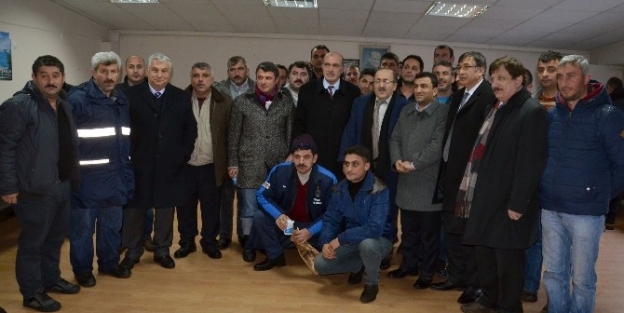 Başkan Gümrükçüoğlu’ndan Kar Koordinasyon Merkezi’ne Ziyaret