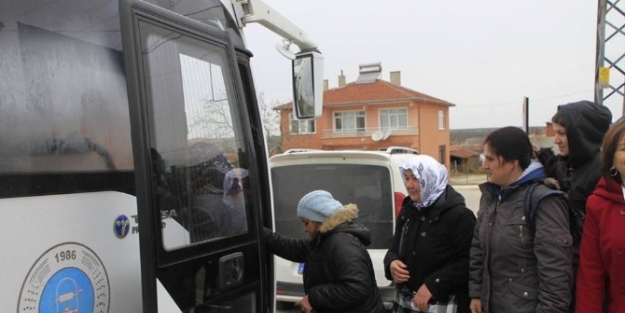 Kapaklı’da Kadınlara Kanser Eğitimi Ve Tarama Hizmeti