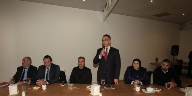 Başkan Köşker’den Teşkilata Hizmet Sunumu