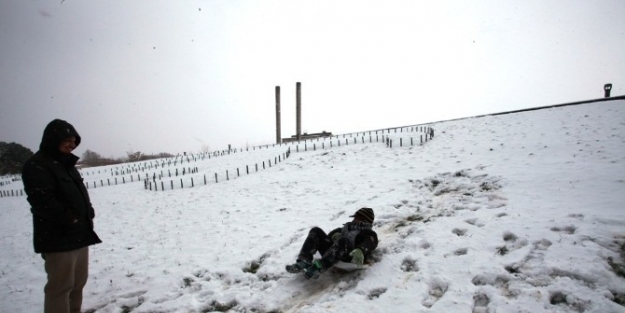 Sekapark Beyaz Örtüye Büründü