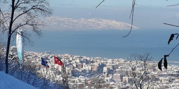 Trabzon Güneşli Ama Soğuk Bir Gün Yaşıyor
