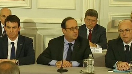 Hollande'dan operasyon açıklaması