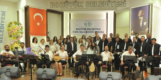 Bozüyük Belediyesi Korosundan “türkülerle Yürüyoruz” Konseri