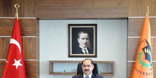 Nkü Rektörü Prof. Dr Osman Şimşek: "10 Ocak, Gazetecilik Mesleğinde Yeni Bir Dönemin Başlangıcıdır"