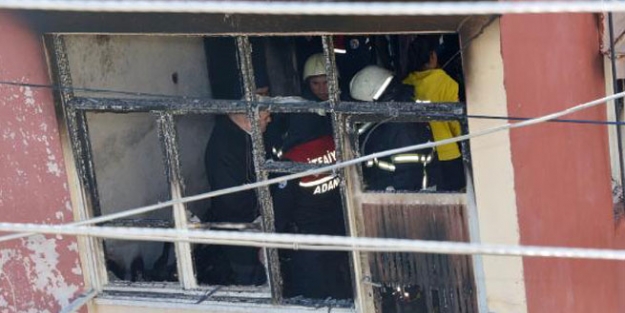 2 kız kardeş alevlerin arasında can verdi