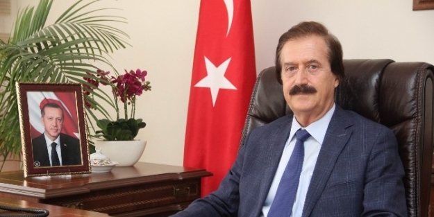 Cü Rektörü Kocacık’ın ’10 Ocak Çalişan Gazeteciler Günü’ Mesajı