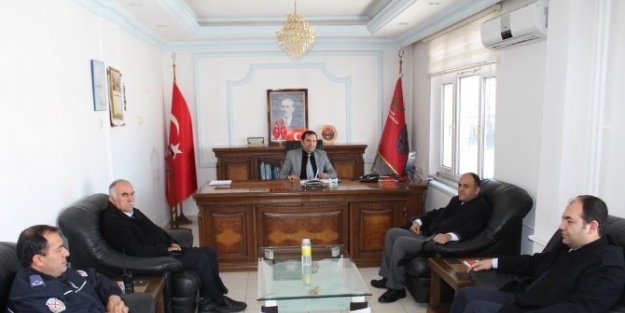Başkan Özaltun’dan Emniyet Müdürüne Taziye Ziyareti