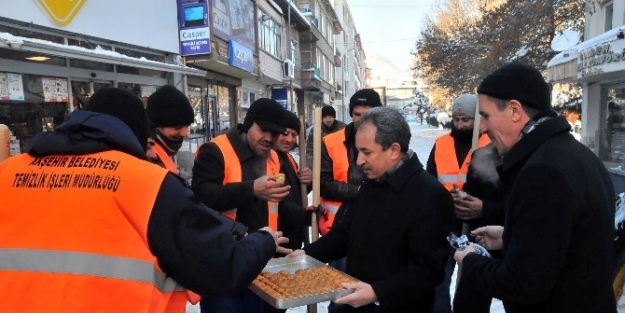 Akşehir’de Karla Mücadele Çalişmalari Sürüyor