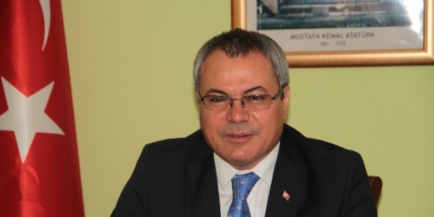 Vali Deniz, ’10 Ocak Çalişan Gazeteciler Günü’ Dolayısıyla Basın Mensuplarıyla Bir Araya Geldi