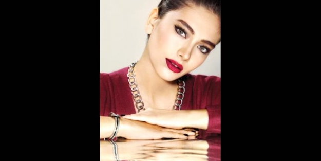 Neslihan Atagül'ün yeni aşkı Burak Özçivit