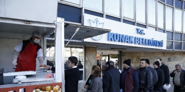 İşçiler Yeni Sözleşmeyi Lokmayla Kutladı